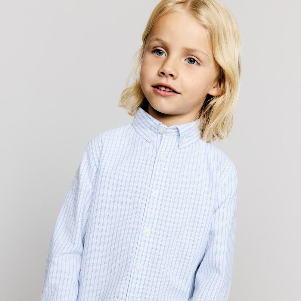 ✨ 3/$20✨ Girls Long Sleeve Oxford  Gingham with Floral Buttons